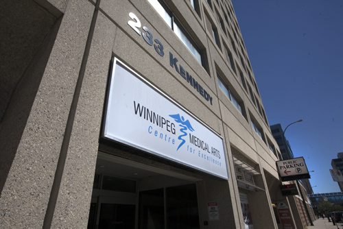 RUTH BONNEVILLE / WINNIPEG FREE PRESS  Photo of the Medical Arts Building on Kennedy street for story about the Manitoba Liquor & Lotteries purchase and conversion of building. View from Kennedy street.    See Larry Kusch story.    July 28, 2016