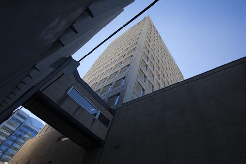 RUTH BONNEVILLE / WINNIPEG FREE PRESS  Photo of the Medical Arts Building on Kennedy street for story about the Manitoba Liquor & Lotteries purchase and conversion of building. Photo from backland showing skywalk.   See Larry Kusch story.    July 28, 2016