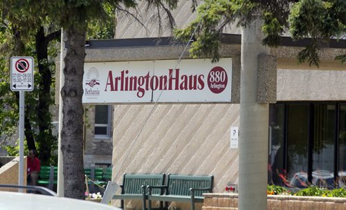 BORIS MINKEVICH / WINNIPEG FREE PRESS FOR RANDY TURNER AIR CONDITIONING STORY. Apartment blocks don't have air conditioning in all the suites. 880 Arlington is one of them. This is a photo of the name of the block, ArlingtonHaus.  July 29, 2016