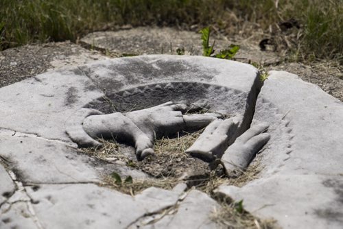 ZACHARY PRONG / WINNIPEG FREE PRESS  The top of one of the gravestones at the Children of Israel Cemetery. July 29, 2016.