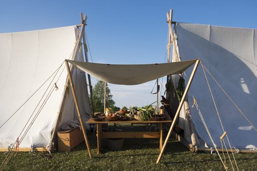 ZACHARY PRONG / WINNIPEG FREE PRESS  Tents at the Viking Village where Viking reenactors will be camping over the weekend for "Islendingadagurinn", the Gimli Icelandic Festival. Visitors can stop by the village to get a sense of how the vikings lived and watch events such as sword fighting. July 29, 2016.