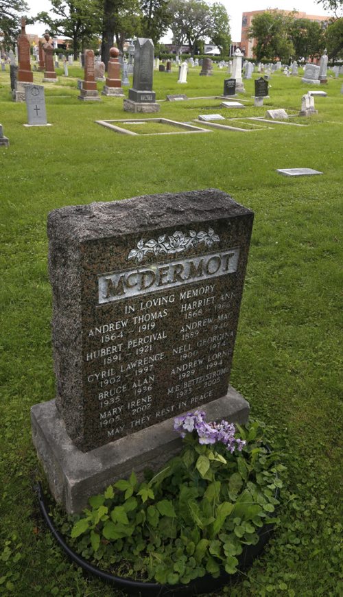 WAYNE GLOWACKI / WINNIPEG FREE PRESS        The McDermot family grave in the St. James Anglican Church cemetery across from Polo Park on Portage Avenue.    Kevin Rollason  story  August 03 2016