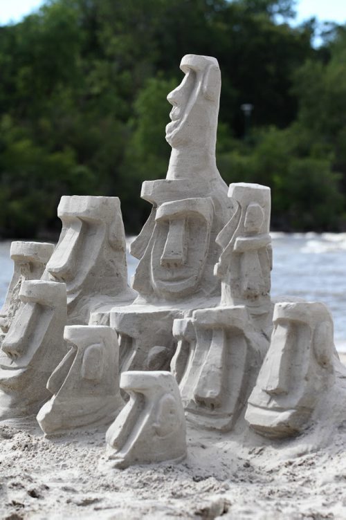 RUTH BONNEVILLE  / WINNIPEG FREE PRESS  (1st  place winner - Easter Island) Twenty four groups took part in the Grand Beach annual International Sand Castle Competition Saturday raising $2,000.00 for Macdonald Youth Services Mental Health Awareness Education.  Patrick Petrucka has organized the event for the past 5 years but it has been an annual event for over 50 years always taking place on the 2nd Saturday in August.    Standup photos   Aug 13 / 2016