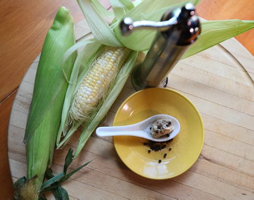 RUTH BONNEVILLE  / WINNIPEG FREE PRESS  ENT Food Front For Wendy King's Corn-on-the-cob toppings.   Pepper and cumin butter.   Aug 19 / 2016