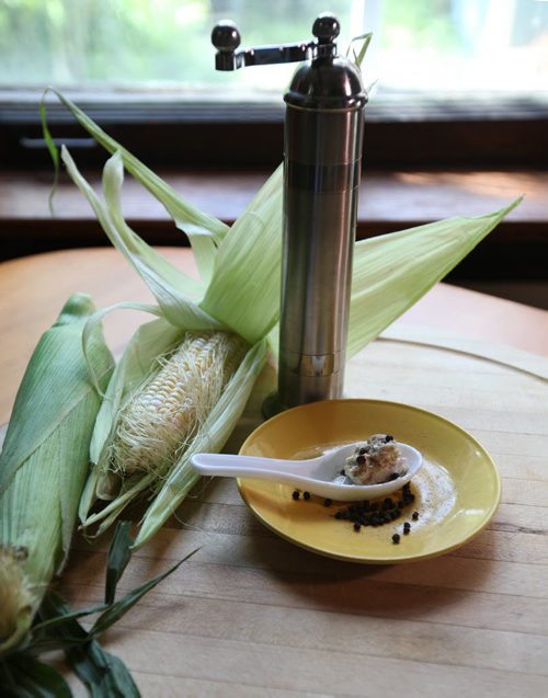 RUTH BONNEVILLE  / WINNIPEG FREE PRESS  ENT Food Front For Wendy King's Corn-on-the-cob toppings.   Pepper and cumin butter.   Aug 19 / 2016