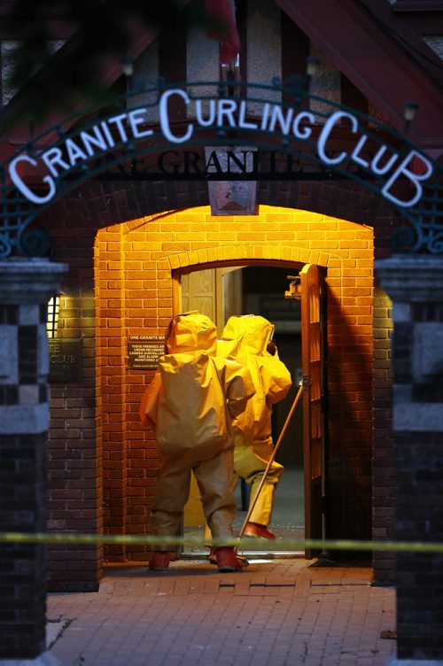 JOHN WOODS / WINNIPEG FREE PRESS Winnipeg's hazardous materials team prepares to enter the Granite Curling Club Sunday, August 21, 2016. Emergency crews were called after reports of strange odours coming from the club.