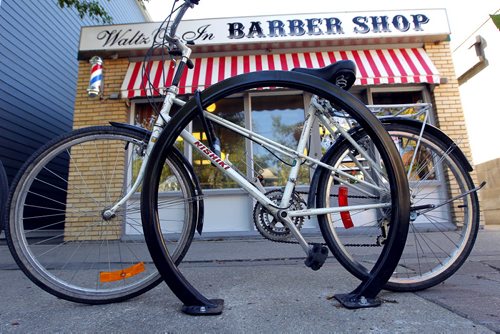 BORIS MINKEVICH / WINNIPEG FREE PRESS Illustrative photos of bikes locked up in Winnipeg. Photos taken on Sherbrook Street between Wolseley Ave. and Westminister Ave. Followup to the Bicycle Theft  Awareness/Prevention: Lock it, or lose it press conference. August 22, 2016