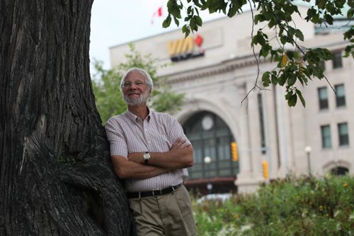 RUTH BONNEVILLE / WINNIPEG FREE PRESS  Railway project - Portraits of Barry Prentice with ViIA Station behind him.   See story.   Aug 23 / 2016