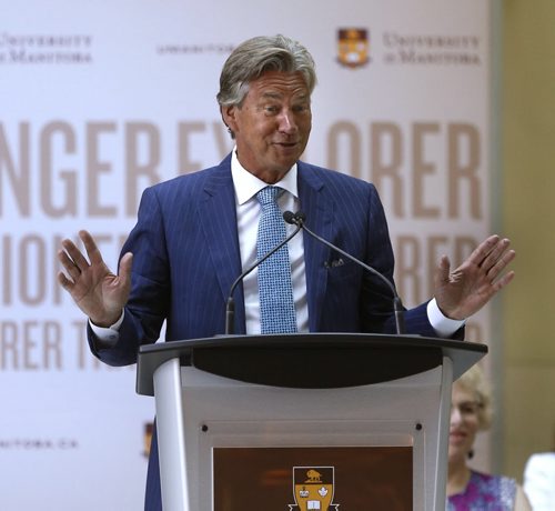 WAYNE GLOWACKI / WINNIPEG FREE PRESS   Gary Doer, the former Ambassador to the US and and Premier was the key note speaker to students from the Max Rady College of Medicine Class of 2020 in the Brodie Centre, University of Manitoba, Bannatyne Campus   Wednesday. The new medical students are formally cloaked in their first white coats and recite the Hippocratic Oath at the ceremony. Nick Martin story  August 24 2016