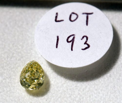 BORIS MINKEVICH / WINNIPEG FREE PRESS COLOURED DIAMONDS FEATURE - This is a coloured diamond being labeled as Lot 193.  Photo taken at Gurevich Gallery (200-62 Albert Street in Winnipeg). For Jen Zoratti story. August 25, 2016