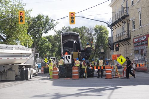 ZACHARY PRONG / WINNIPEG FREE PRESS  Last one - Maryland construction at Elice Ave. going into downtown at 3:50pm