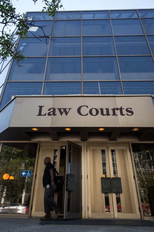 MIKE DEAL / WINNIPEG FREE PRESS The Law Courts building complex at 408 York Avenue. 20160829 - Monday August 29, 2016