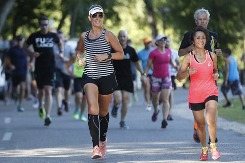 JOHN WOODS / WINNIPEG FREE PRESS Runners on a memorial 5km run for Joanne Schiewe, who died yesterday of brain cancer, in Winnipeg's Assiniboine Park Tuesday, August 30, 2016