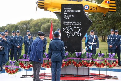 MIKE DEAL / WINNIPEG FREE PRESS

Mr. Jim McCombe, former president of the Wartime Pilots and Observers Association, lays a wreath at the memorial in the Garden of Memories during the Battle of Britain ceremony at 17 Wing Winnipeg Sunday morning. 

160918
Sunday, September 18, 2016