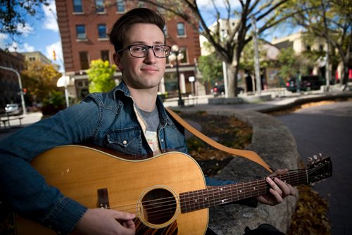 MIKE DEAL / WINNIPEG FREE PRESS
Mitchell Schimnowski will be performing at the next Sunday Brunch Collective on October 16th at the Kitchen Sync on Donald Street in Winnipeg's Exchange District.
160919 - Monday, September 19, 2016 - 

