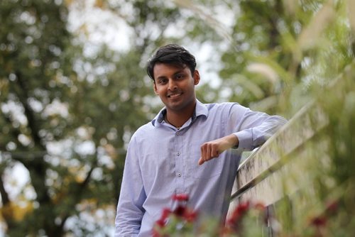 RUTH BONNEVILLE / WINNIPEG FREE PRESS

Money Matters  - Deelaka Ratnayake, a U of M student who has been investing since his second year of university.  Story is about millennials and the advantage they can have by starting to invest ASAP--something surveys show they generally don't do. 
September 21, 2016
