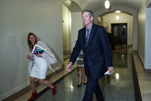 MIKE DEAL / WINNIPEG FREE PRESS

Premier Brian Pallister walks to a media briefing where he plans to discuss fixing the provinces finances, repair its services and rebuild the economy. 

160922
Thursday, September 22, 2016