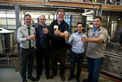 MIKE DEAL / WINNIPEG FREE PRESS
(from left): Peter Watts, Managing Director of the CMBTC, John Longhurst from the Canada Foodgrains Bank, Columnist Doug Speirs, Andrew Nguyen, Malting and Brewing Technical Specialist and Bryce Lodge, Malting and Brewing Technician in the brewery of the Canadian Malting Barley Technical Centre on the main floor of the Canadian Grain Commission Building, 303 Main Street.
160922 - Thursday, September 22, 2016 - 


