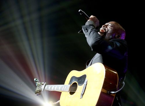 TREVOR HAGAN / WINNIPEG FREE PRESS
Seal performs at the David Foster Foundation Gala, Saturday, September 24, 2016.