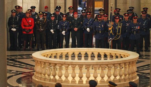 MIKE DEAL / WINNIPEG FREE PRESS

Lieutenant Governor of Manitoba, Janice Filmon, presides over the 2016 Manitoba Association of Chiefs of Police, Police and Peace Officers Memorial Service at the Manitoba Legislature Sunday morning.

160925
Sunday, September 25, 2016