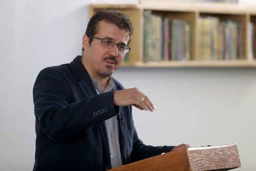 TREVOR HAGAN / WINNIPEG FREE PRESS
Idris Elbakri, president of the Manitoba Islamic Association, speaking at the newly renamed Pioneer Mosque on its 40th anniversary, Sunday, September 25, 2016.