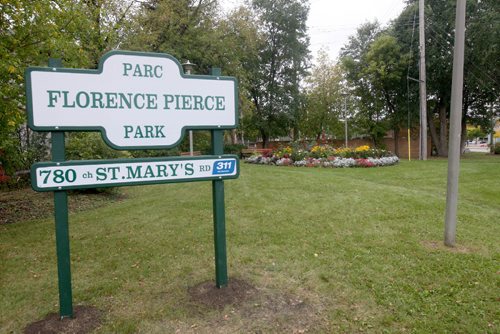JOE BRYKSA / WINNIPEG FREE PRESSPark on the SW corner of St Marys Road and Fermor Ave was renamed for pioneering St. Vital Councilor Florence Pierce.  Sept 27, 2016 -(See Ashley Prest story)