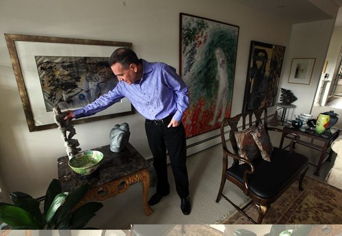 PHIL HOSSACK / WINNIPEG FREE PRESS - Richard L. Yaffe (lawyer with Aikins, MacAulay & Thorvaldson LLP) shows some of the art he collects in his downtown condominium; Attended Major Works programs at Faraday School, grades 4-6, 1964 to 1967:
John Einarson story. September 27, 2016