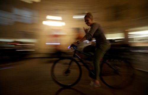 TREVOR HAGAN / WINNIPEG FREE PRESS
A group of cyclists, as part of Nuit Blanche, Saturday, October 1, 2016.