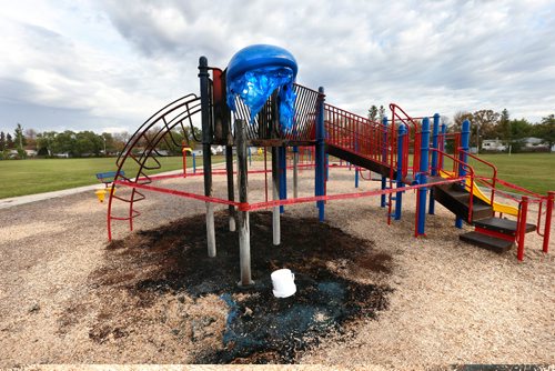 WAYNE GLOWACKI / WINNIPEG FREE PRESS

The plastic slide on the playground at Ecole Robert Browning was set on fire over the weekend. Oct.3 2016