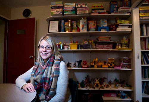 MIKE DEAL / WINNIPEG FREE PRESS
Kristi Venton, who is the only therapist in the Knowles Centre's Sexual Abuse Treatment Program.
She works with clients who have been sexually abused, as well as non-offending family members.
161005 - Wednesday, October 05, 2016 - 

