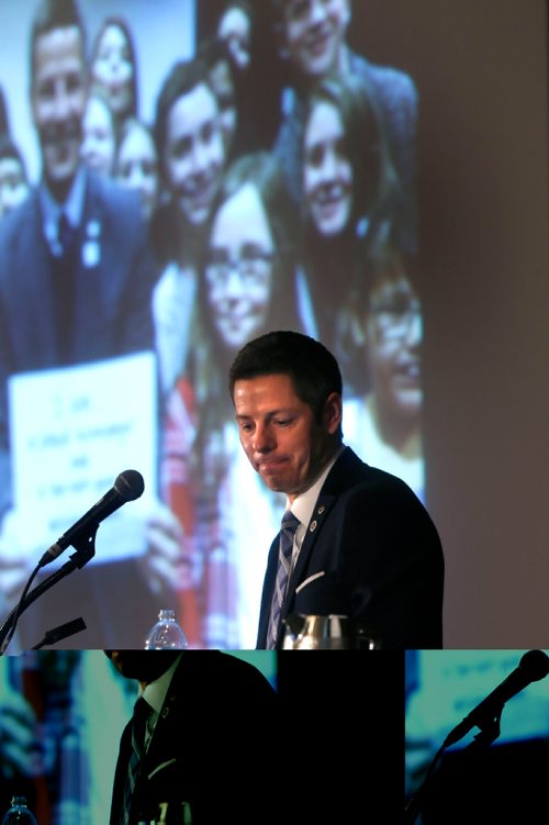 
WAYNE GLOWACKI / WINNIPEG FREE PRESS



Mayor Brian Bowman gives the keynote address to over 200 business and government leaders attending the Deloitte 360 event held at the Delta Winnipeg hotel Thursday morning.   Kristin Annable story Oct. 6 2016