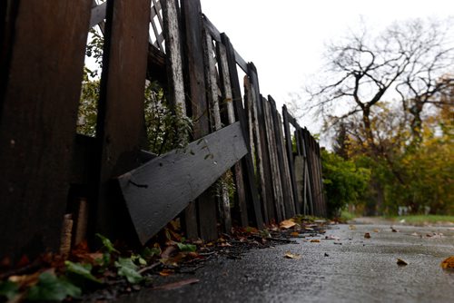 WAYNE GLOWACKI / WINNIPEG FREE PRESS


A street in the North End for Mike McIntyre's  story on a youth. Oct. 7 2016