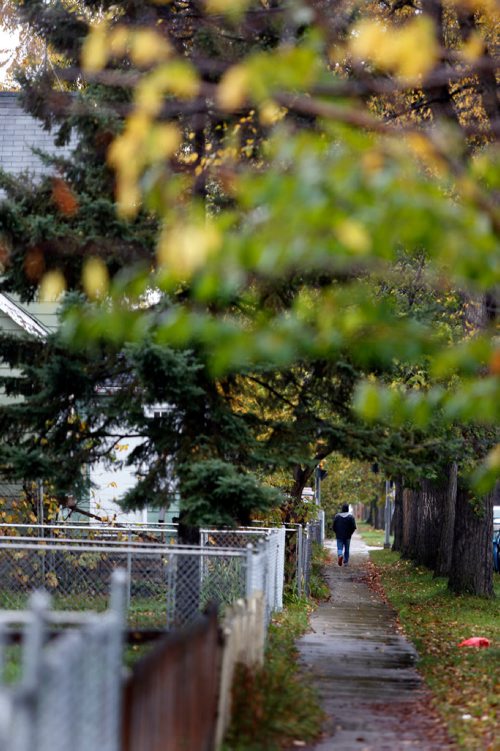 WAYNE GLOWACKI / WINNIPEG FREE PRESS


A street in the North End for Mike McIntyre's  story on a youth. Oct. 7 2016