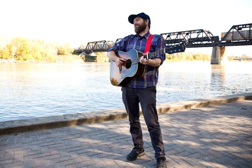 MIKE DEAL / WINNIPEG FREE PRESS
Singer songwriter John K. Samson during a taping of an Exchange Session video on the shore of the Red River close to Waterfront Drive.
160928 - Wednesday, September 28, 2016 - 

