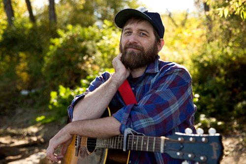 MIKE DEAL / WINNIPEG FREE PRESS
Singer songwriter John K. Samson during a taping of an Exchange Session video on the shore of the Red River close to Waterfront Drive.
160928 - Wednesday, September 28, 2016 -
