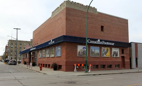 RUTH BONNEVILLE / WINNIPEG FREE PRESS

Photos of Canadian Footwear on Adelaide Street for in house ad.

. 

October 19, 2016
