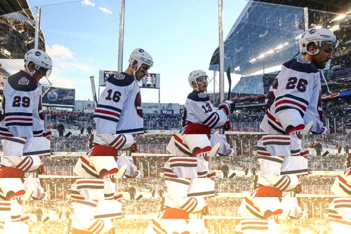 MIKE DEAL / WINNIPEG FREE PRESS
The Winnipeg Jets' leave the ice for the second period intermission during a NHL game against the Edmonton Oilers at Investors Group Field.
161023 - Sunday October 23, 2016