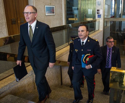 MIKE DEAL / WINNIPEG FREE PRESS
Winnipeg City Councillor Scott Gillingham (left) the Chair of the Winnipeg Police Board, announced Monday that the board is recommending Danny Smyth as the new police chief for the City of Winnipeg. 
161024 - Monday October 24, 2016
