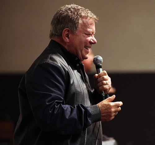 PHIL HOSSACK / WINNIPEG FREE PRESS - Star Trek's origional Captain Kirk, William Shatner works the crowd at Comic Con Friday evening at a Q and A for fans. See Randall King's story.  October 28, 2016