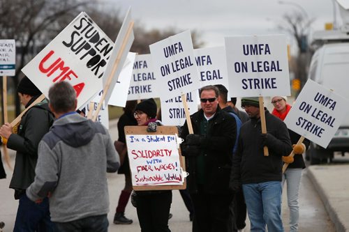 WAYNE GLOWACKI / WINNIPEG FREE PRESS




The University of Manitoba Faculty Association members and supporters walk the picket line Tuesday morning at the Pembina Hwy. entrance¤to the campus.¤Nick Martin/Bill Redekop story Nov. 1 2016