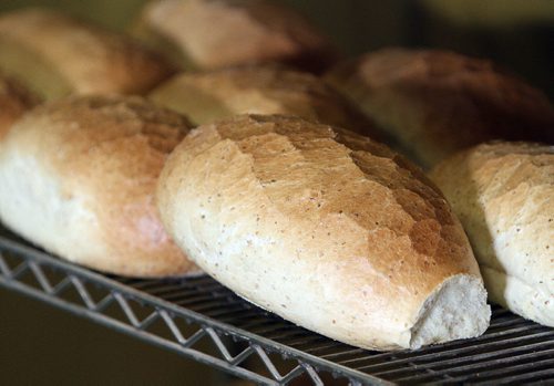 JASON HALSTEAD / WINNIPEG FREE PRESS

Unsliced loaves of rye bread in the retail area at KUB Bakery on Erin Street in the West End on Nov. 2, 2016. KUB Bakery has been making Winnipeg-style Rye bread, using virtually the same recipe, since 1923. (See Sanderson The City story for Sunday, Nov. 6, 2016)