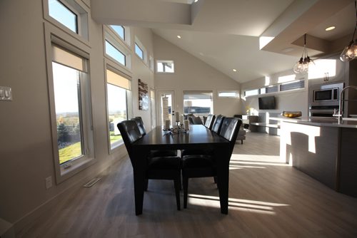 RUTH BONNEVILLE / WINNIPEG FREE PRESS

Homes feature: Sage Creek, 209 Bonaventure Drive East in Bonavista. Ginos Homes sales rep Cam Ftoma.

Nov 04, 2016