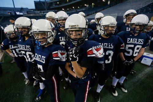 JOHN WOODS / WINNIPEG FREE PRESS
East Side Eaglesget set to face the St Vital Mustangs in the Football Manitoba Peewee Championship game Sunday, November 6, 2016. 
