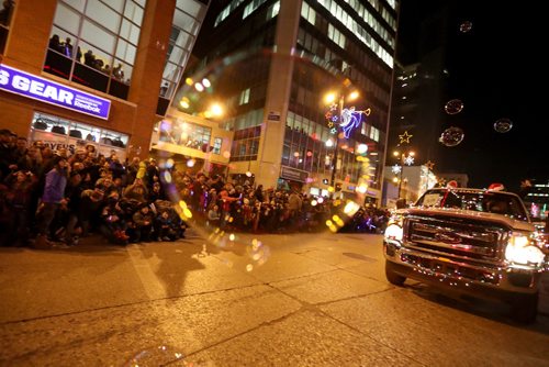 TREVOR HAGAN / WINNIPEG FRESS PRESS
The Santa Claus Parade, Saturday, November 12, 2016.