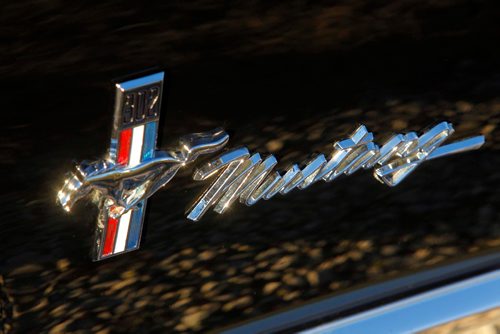 BORIS MINKEVICH / WINNIPEG FREE PRESS
CLASSIC CARS - Bruce Neufeld has a really nice black 1968 Mustang fastback. Logo on drivers side. Nov 15, 2016