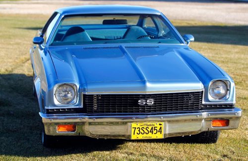 BORIS MINKEVICH / WINNIPEG FREE PRESS
CLASSIC CARS - Greg Eastwood has a rare 1973 Chevelle SS 454 4 speed. Nov 15, 2016