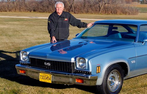 BORIS MINKEVICH / WINNIPEG FREE PRESS
CLASSIC CARS - Greg Eastwood has a rare 1973 Chevelle SS 454 4 speed. Eastwood poses for a photo with his rare classic car. Nov 15, 2016
