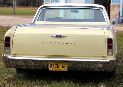 BORIS MINKEVICH / WINNIPEG FREE PRESS
CLASSIC CARS - Lorne Greig's Lemonwood Yellow 66 El Camino Deluxe with a big block and 5 speed. Back view. Nov 17, 2016