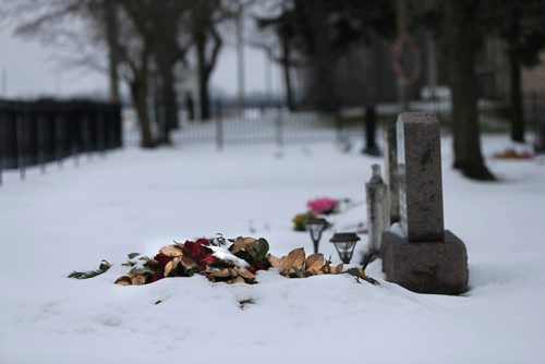 WAYNE GLOWACKI / WINNIPEG FREE PRESS

 Andrew Henderson is buried in the cemetery by the Clandeboye United Church in Clandeboye, Mb. 
 For Melissa Martin story Nov. 23 2016