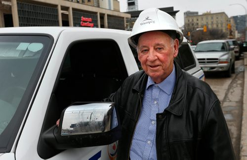 WAYNE GLOWACKI / WINNIPEG FREE PRESS

Don McDougald, a regional street supervisor, has worked for the City of Winnipeg 20 years past the normal retirement age. At the age of 80, McDougald has decided its time to go.   Aldo Santin story 25 2016